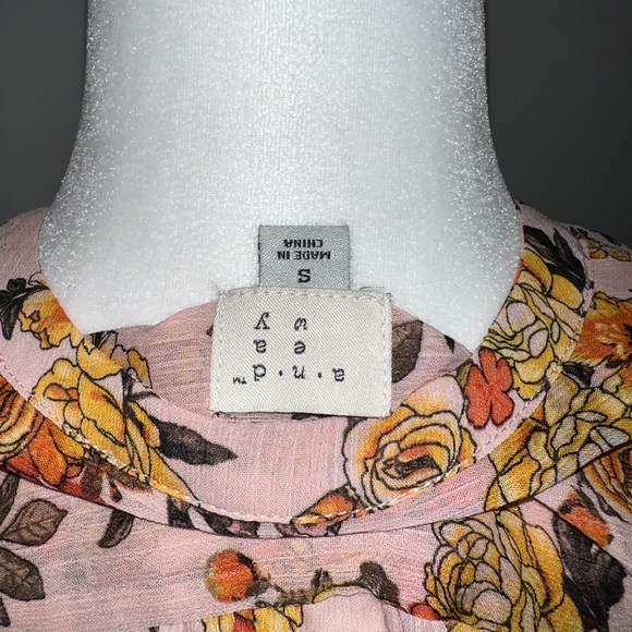 a.n.d  eawy Floral Sleeveless Blouse- Sheer Rosy Pink Small - Picture 6 of 6